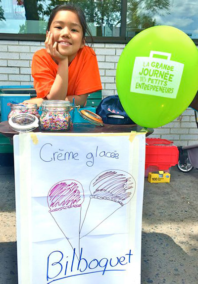 « On doit choisir un endroit avec beaucoup de famille, comme un parc. Et on doit garder le sourire! » Ella Tran (10 ans) Laurea Ariel