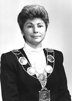 Vera M